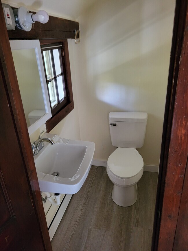 Foto del edificio - 48 Daniele Dr