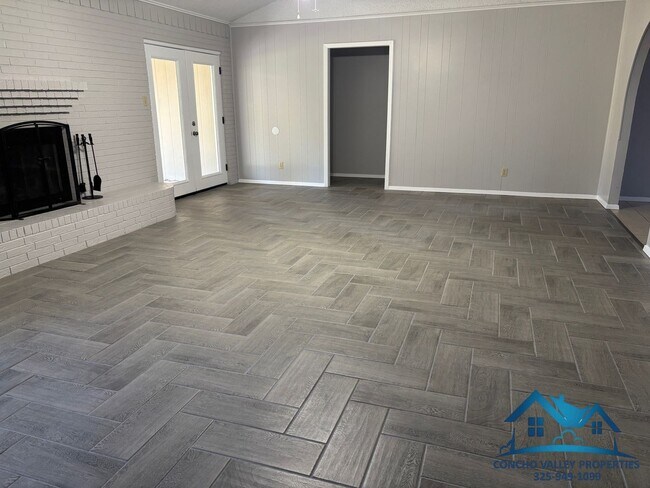 Foto del edificio - 1932 Glenwood Dr