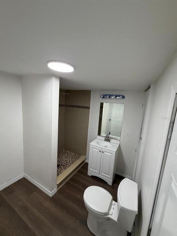 Foto del edificio - 1930 Macomber Ave