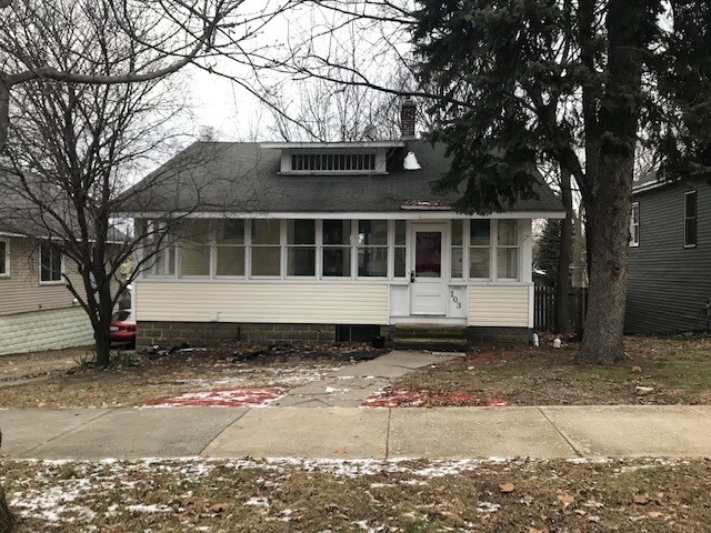 Front of house - 103 E 21st St