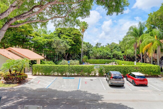 Foto del edificio - 5670 Coach House Cir