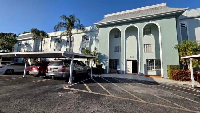 Photo - 701 Poinsettia Rd Apartment