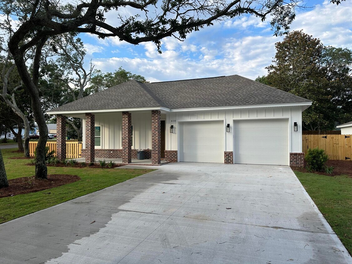 Foto principal - 610 5th St