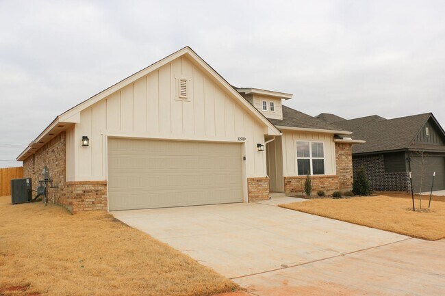 Photo - 11909 NW 120th St House