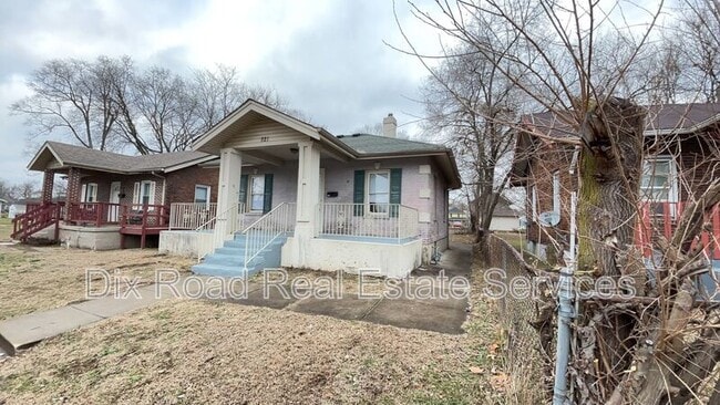 Foto del edificio - 821 Sixteenth Avenue