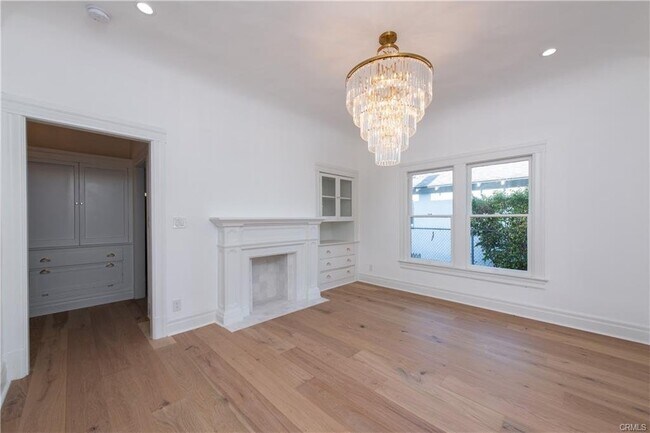 Building Photo - 2317 Walnut Avenue, Los Angeles, CA 90291 ...