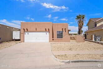 Building Photo - 3313 Tierra Espada Dr