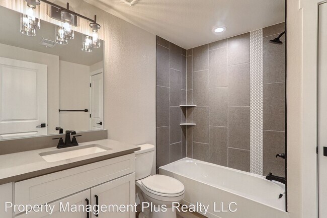 Building Photo - 3 br, 4 bath House - 1355 Baker Street