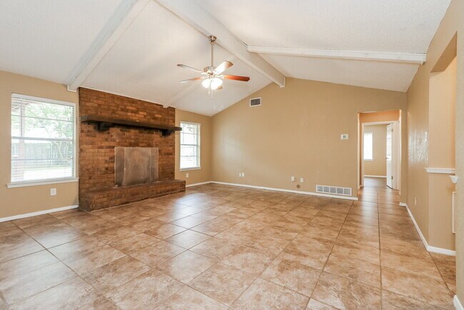 Foto del edificio - 7609 Ripple Creek Ct