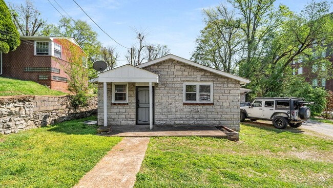 Photo - 1909 Morena Street House