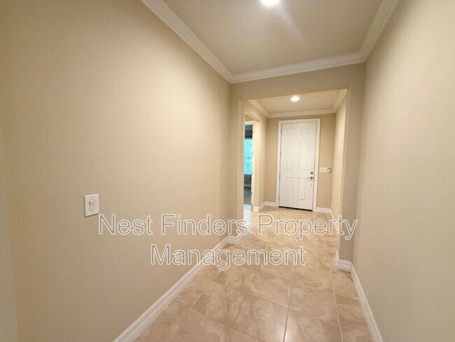 Foto del edificio - 29 Lakefront Ln