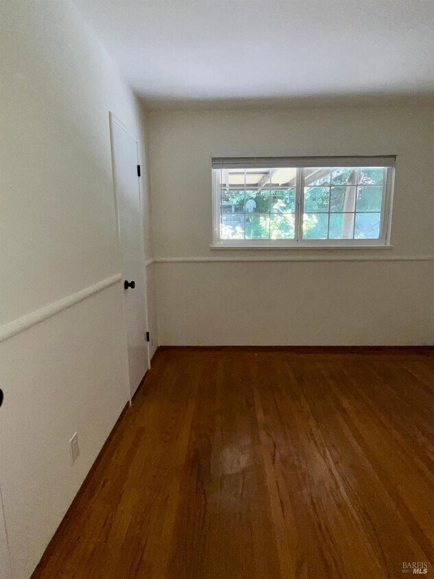 Foto principal - 323 Rheem Blvd