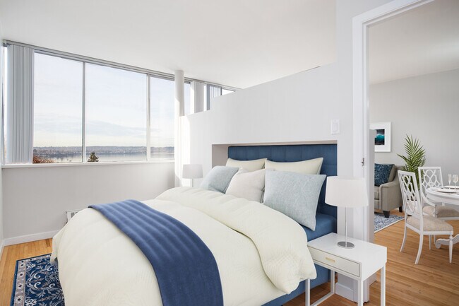 Photo du bâtiment - English Bay Tower