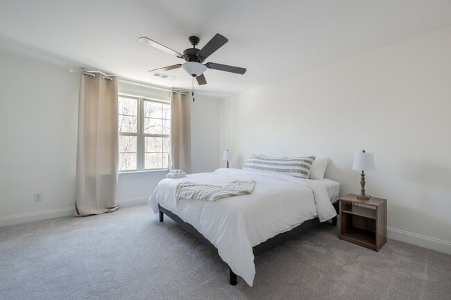 Foto del edificio - 3319 Old Hickory Blvd