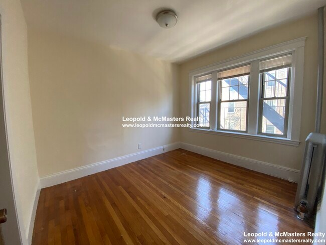 Foto del edificio - 1375 Commonwealth Ave