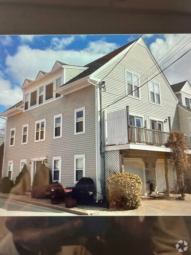 East Greenwich Historic District Apartments for Rent East Greenwich