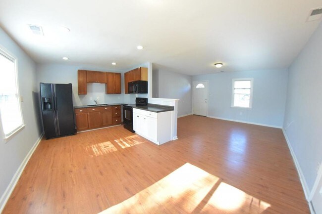 Foto del edificio - 6700 Holston Ct.