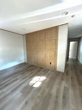 Building Photo - 49 Mindi Ct