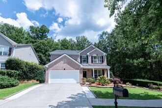 Building Photo - 2227 Longmont Dr