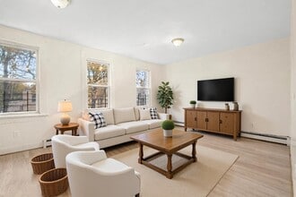 Building Photo - 360 West Side Ave