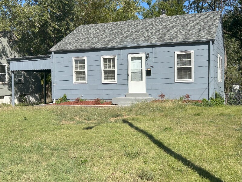 Foto principal - 8045 Busiek Ave