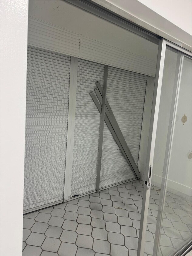 Foto principal - 5515 N Lakewood Cir