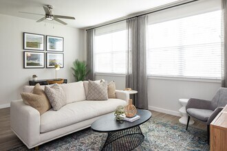 Living Area - The Standard at Franz