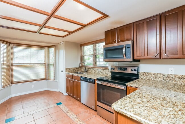 Building Photo - 8612 Villa Nova St