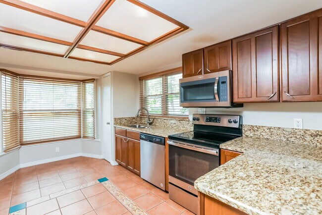 Foto del edificio - 8612 Villa Nova St