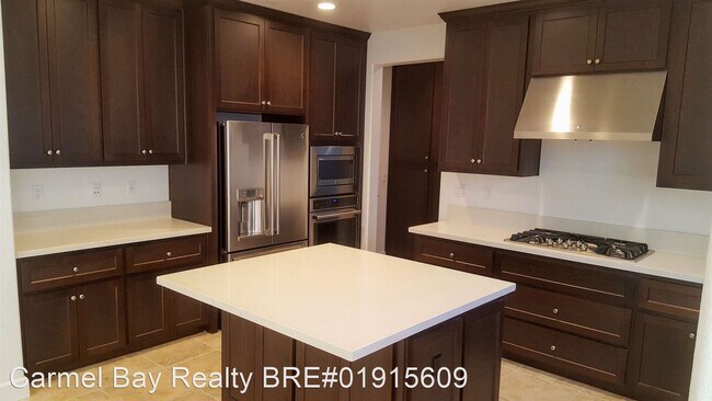 Building Photo - 3 br, 2.5 bath House - 2721 Sea Glass Ave