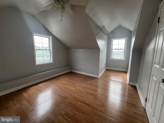 Building Photo - 8156 Rocky Ridge Rd