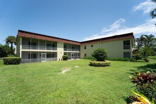 Foto del edificio - 717 S US Hwy 1
