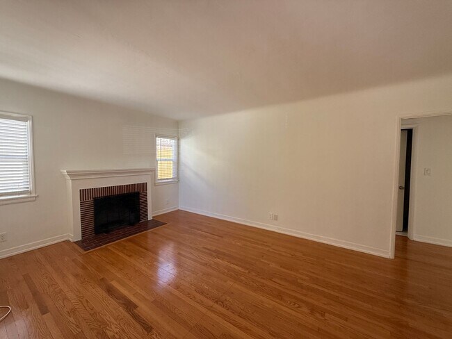 Foto del edificio - Amazing 3 Bedroom Montrose Home!