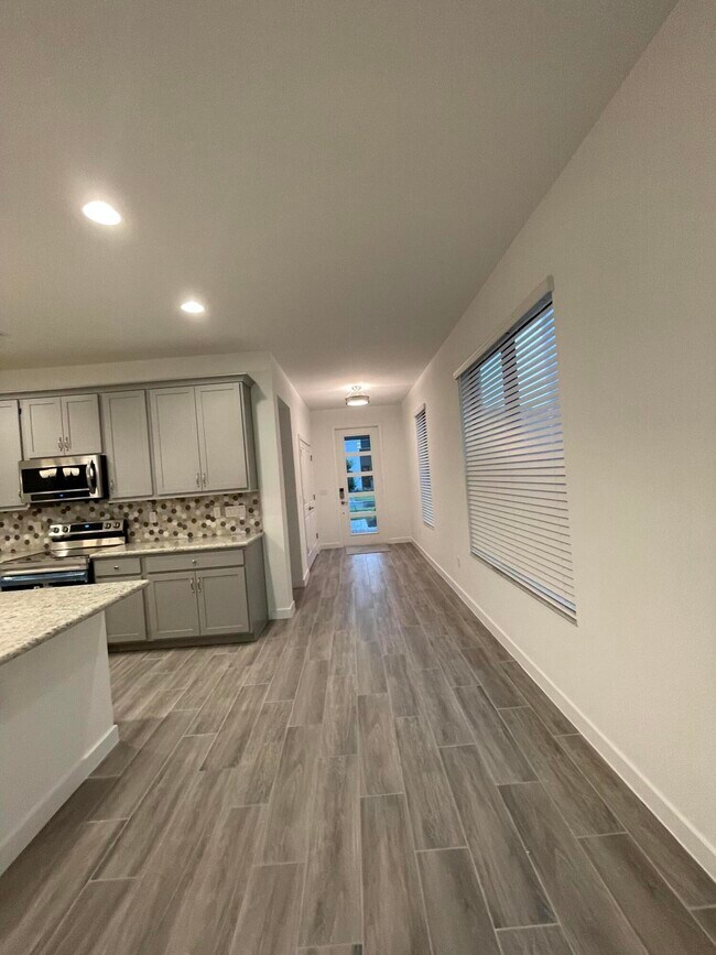 Building Photo - 8757 Corvus Dr