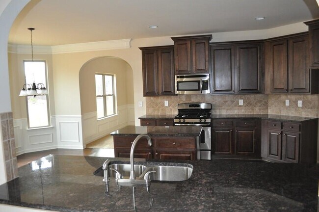 Foto del edificio - 1455 Forest Brook Trail