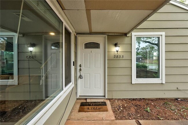 Foto del edificio - 2833 Indian Creek Blvd
