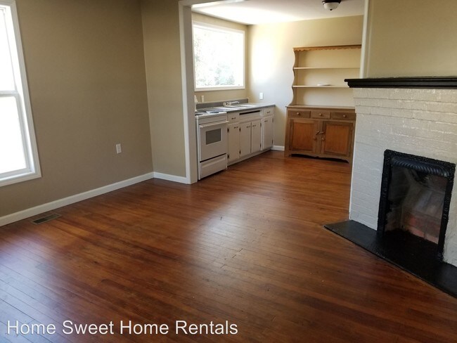 Foto del edificio - 3 br, 2 bath House - 114 Ivy St