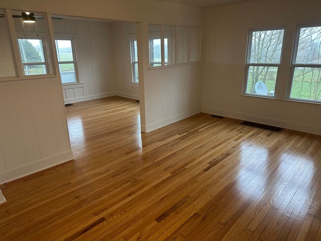 Foto del edificio - 2 bed 1 bath house in Country