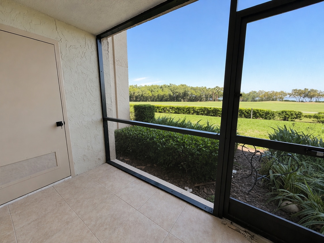 "Charming Clearwater Retreat: Cozy Studio Condo with Scenic Views at Cove Cay!" - "Charming Clearwater Retreat: Cozy Studio Condo with Scenic Views at Cove Cay!"