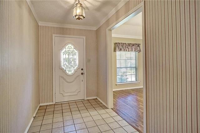 Building Photo - 5705 Royal Club Dr
