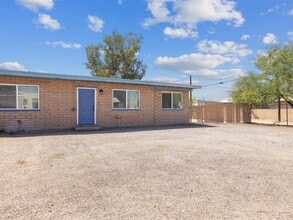 Building Photo - 2103 N 10th Ave