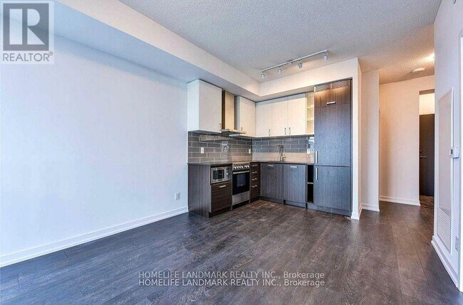 Building Photo - 125-2125 Redpath Ave