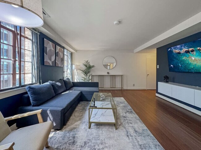 Building Photo - 111-23 N 15th St