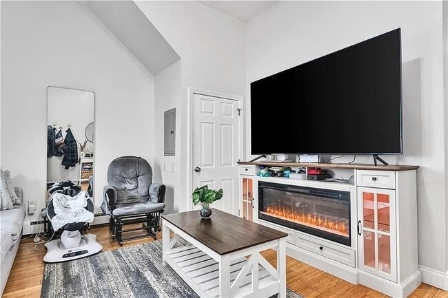 Building Photo - 186 Federal St