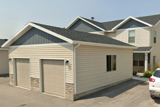 Building Photo - 385 480 W