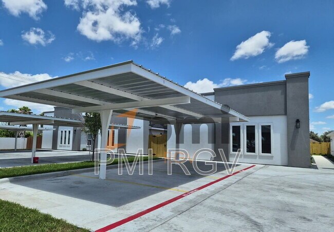 Foto del edificio - 2113 Elsham Ave