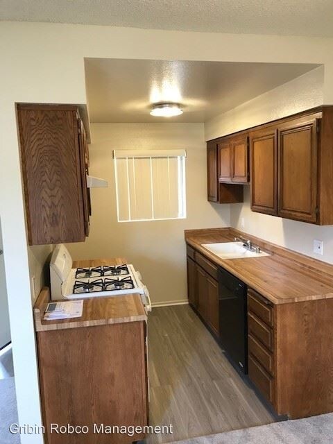 Foto del edificio - 5358 Circle Dr