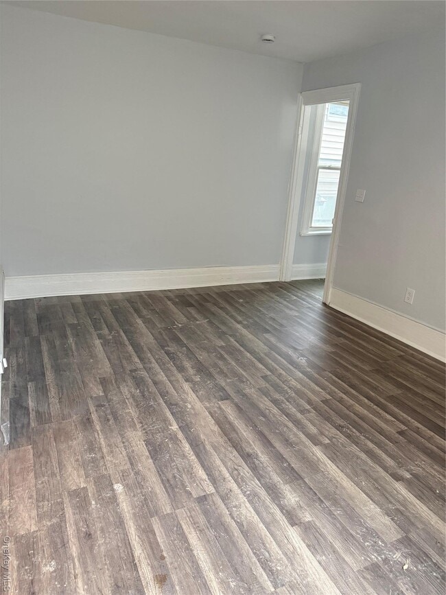 Foto del edificio - 17 Conklin St