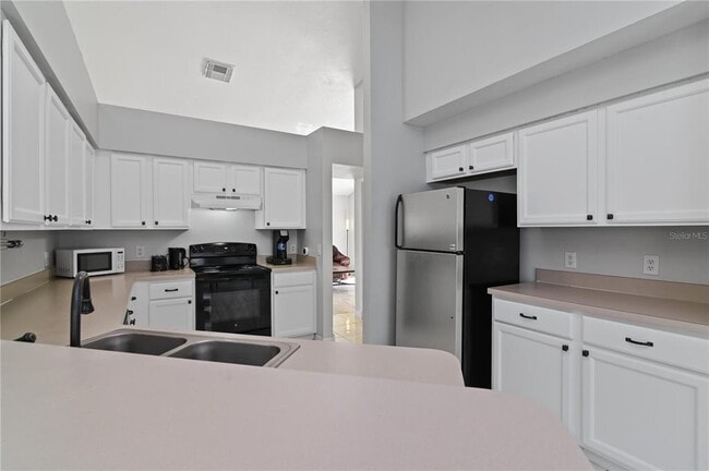Foto del edificio - 1714 Snaresbrook Way