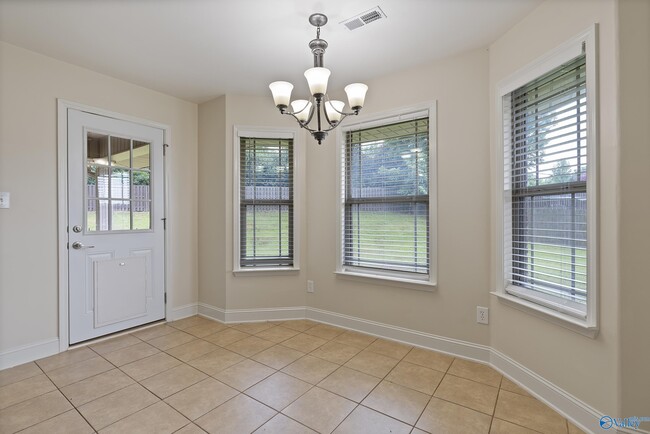 Building Photo - 15828 Coach House Ct NW